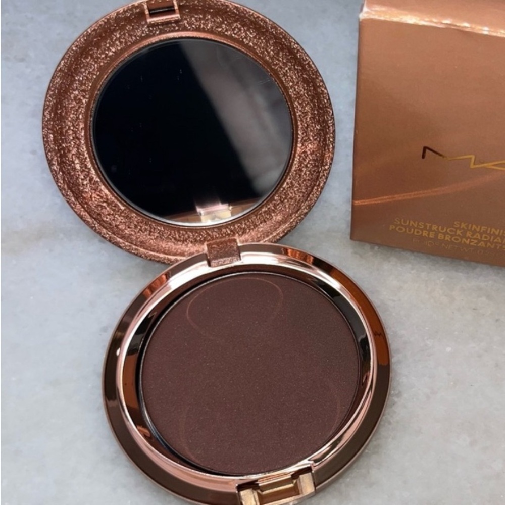 MAC Cosmetics Skinfinish Sunstruck Radiant Bronzer Richer Rosy
